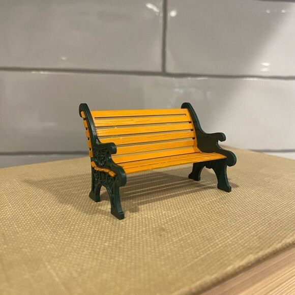 Department 56 Bench Village Accessory Miniatures Figurines #5230-2 - Picture 1 of 8